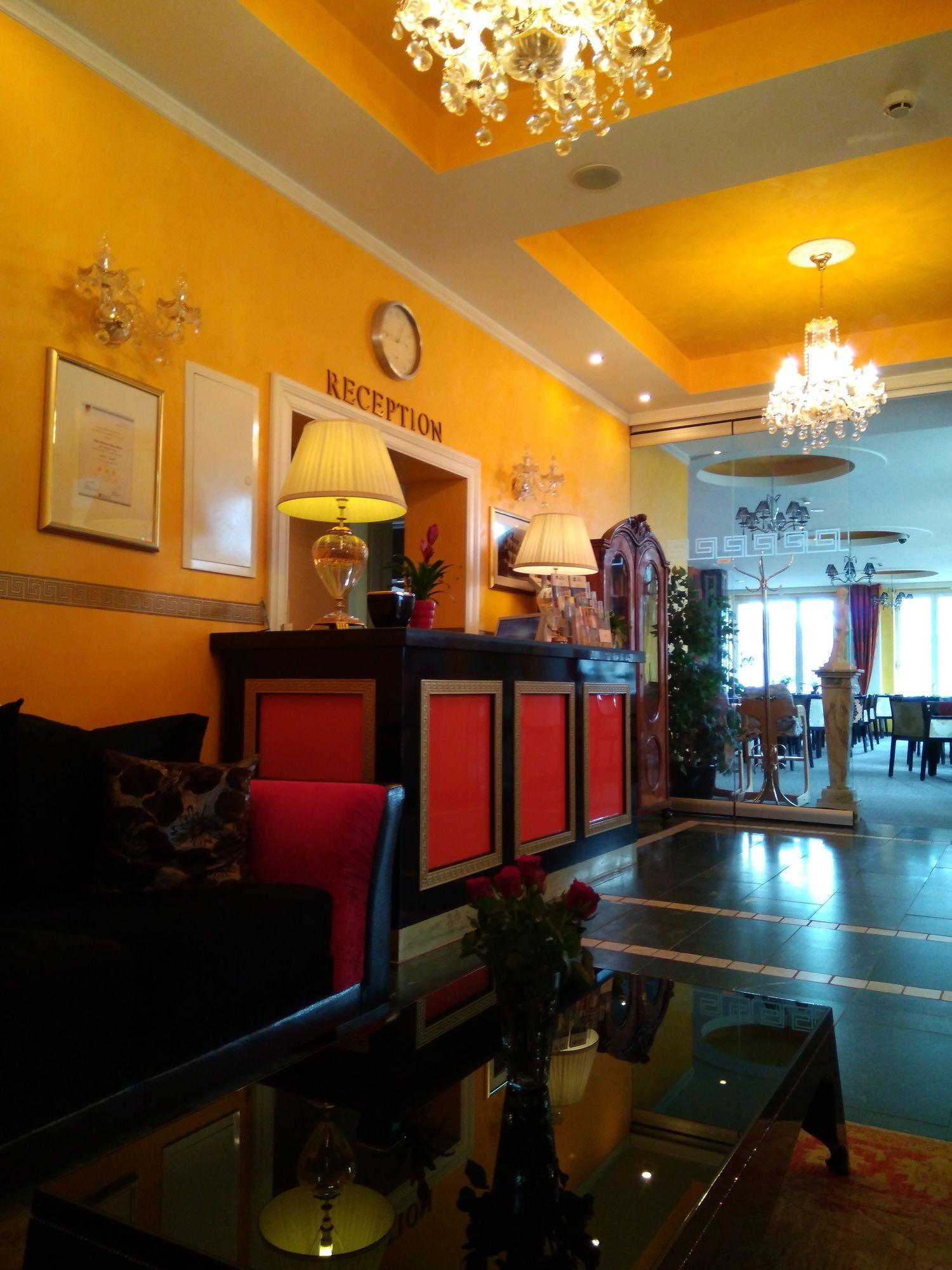 Hotel Alexa 3*